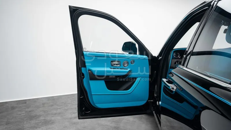 2026 رولز رويس كولينان سلفر بادج