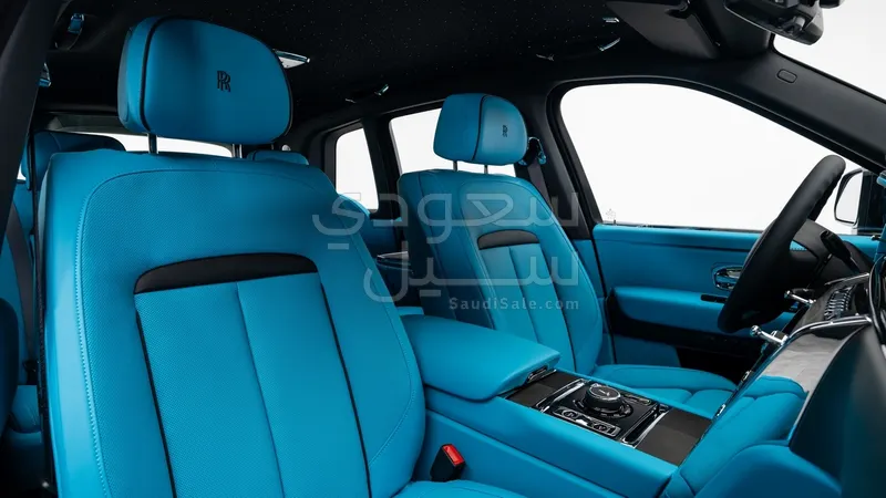 2026 رولز رويس كولينان سلفر بادج