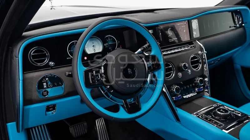 2026 رولز رويس كولينان سلفر بادج