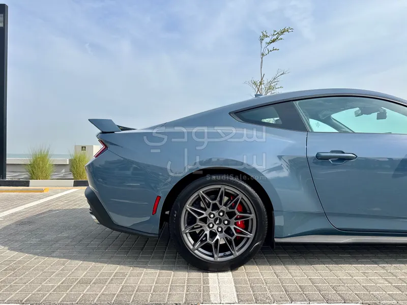 2024 فورد موستانغ جي تي