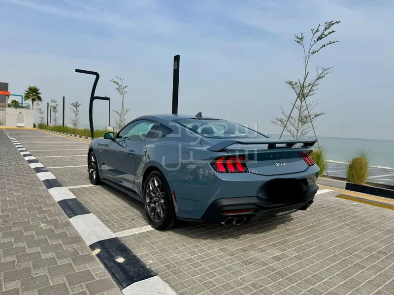 2024 فورد موستانغ جي تي