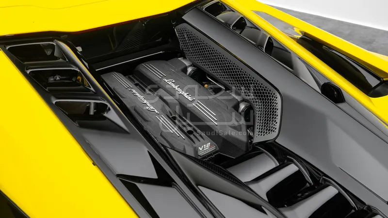 2024 لمبرجيني ريفويلتو