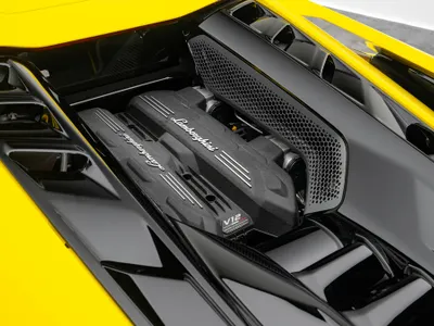 2024 لمبرجيني ريفويلتو