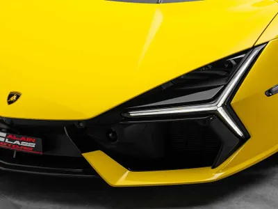 2024 لمبرجيني ريفويلتو