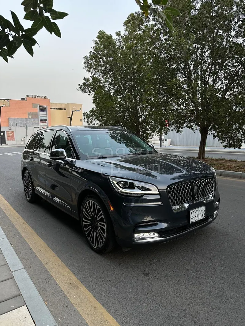 2022 لنكولن افياتور