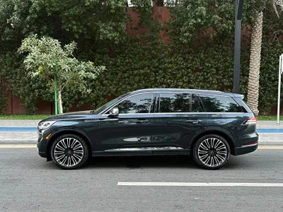 2022 لنكولن افياتور