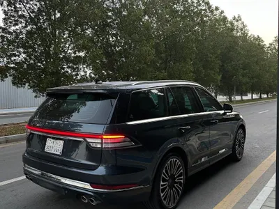 2022 لنكولن افياتور