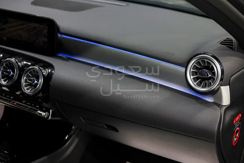 2025 مرسيدس - بنز أي 200