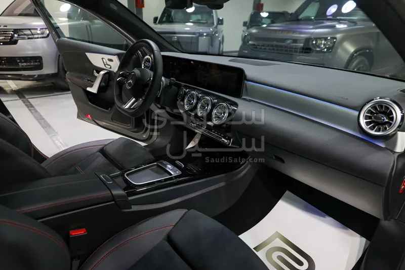 2025 مرسيدس - بنز أي 200