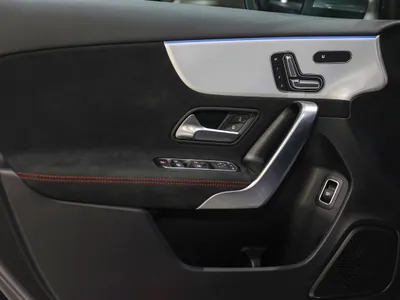 2025 مرسيدس - بنز أي 200