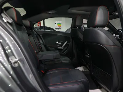 2025 مرسيدس - بنز أي 200