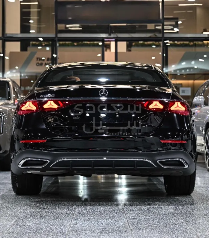 2026 مرسيدس - بنز إي 200 أي إم جي