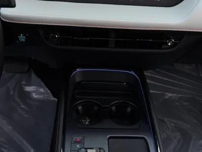 2023 فورد توروس تايتينيوم