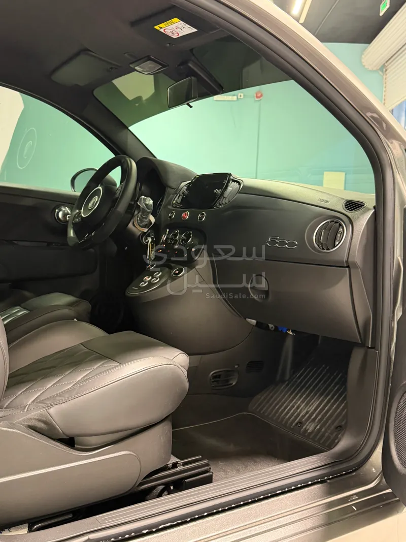 2024 فيات ابارث 695 كومبيتيزيون