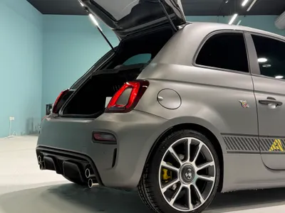 2024 فيات ابارث 695 كومبيتيزيون