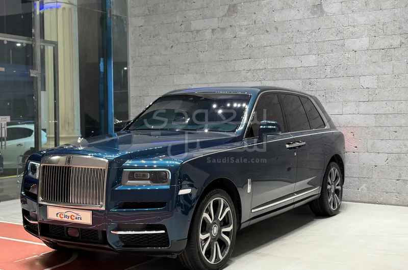 2021 رولز رويس كولينان بلاك بادج