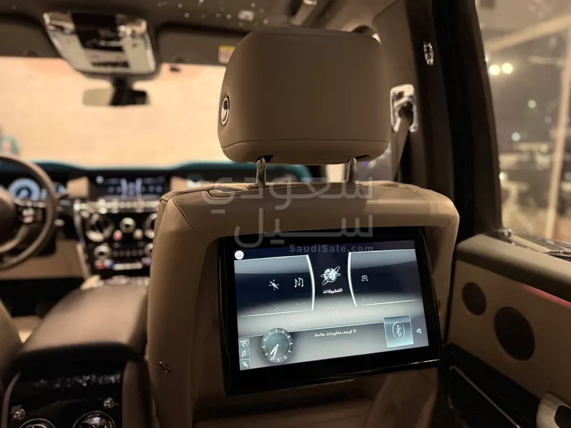 2021 رولز رويس كولينان بلاك بادج