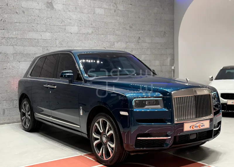 2021 رولز رويس كولينان بلاك بادج
