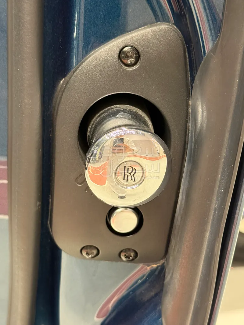 2021 رولز رويس كولينان بلاك بادج