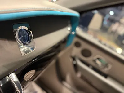 2021 رولز رويس كولينان بلاك بادج