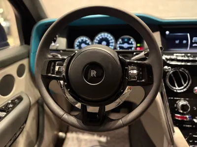 2021 رولز رويس كولينان بلاك بادج