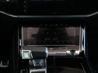 2023 اودي اي 8 50 تي إي اف اي