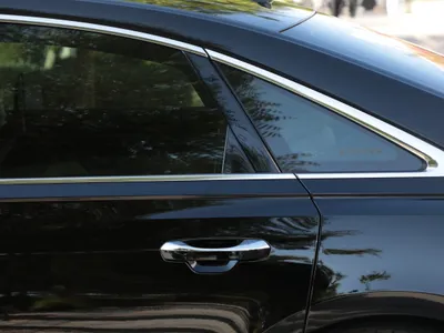 2023 اودي اي 8 50 تي إي اف اي