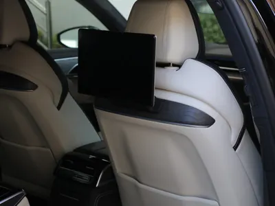 2023 اودي اي 8 50 تي إي اف اي