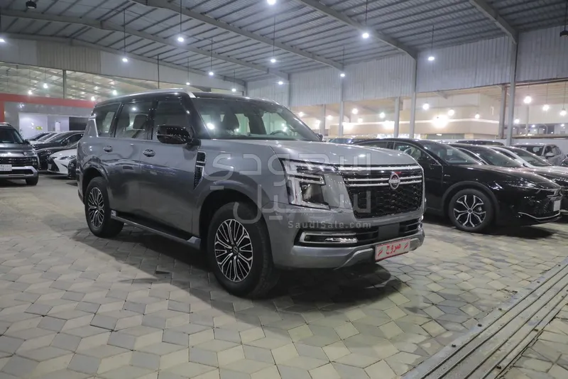 2025 نيسان باترول بلاتينيوم