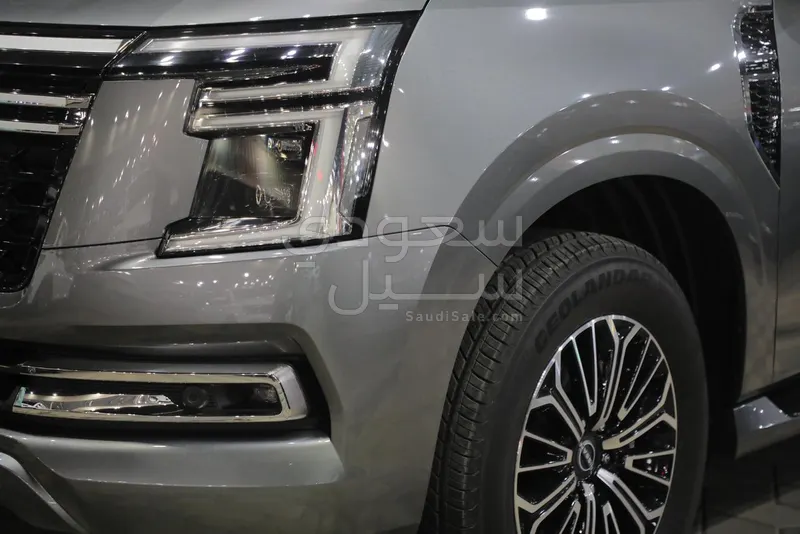 2025 نيسان باترول بلاتينيوم