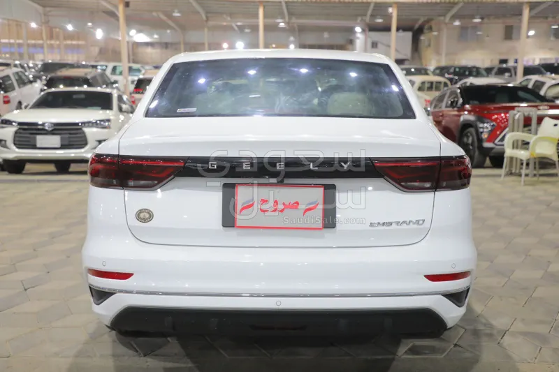 2025 جيلي امجراند جي اس