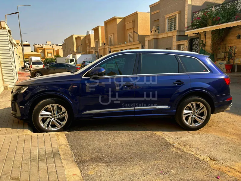 2021 اودي كيو 7 اس لاين