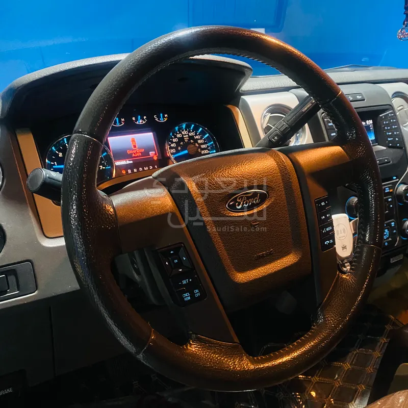 2014 فورد اف 150