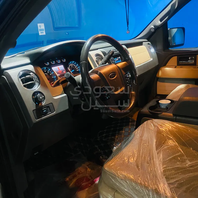 2014 فورد اف 150