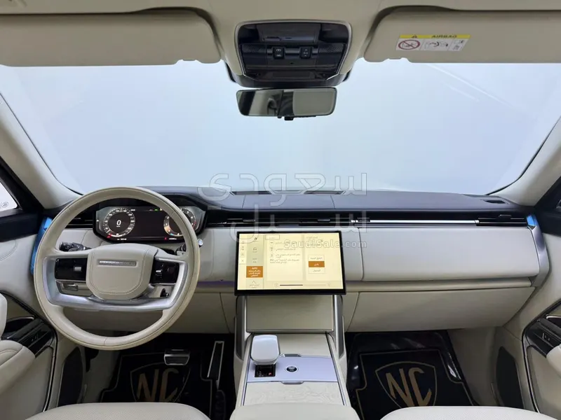 2024 لاند روفر رينج روفر اس في اوتوبيوغرافي