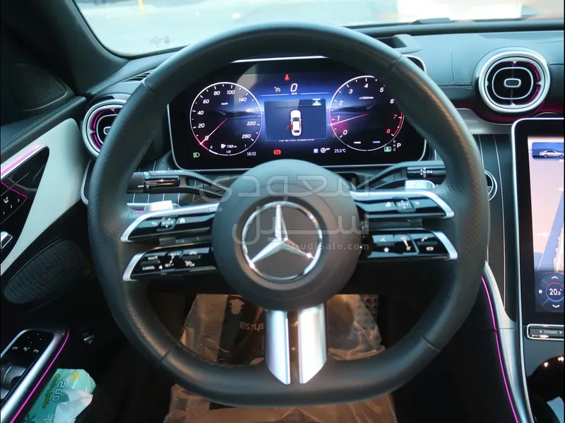 2025 مرسيدس - بنز سي 200
