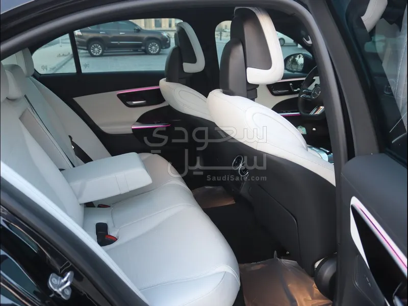 2025 مرسيدس - بنز سي 200