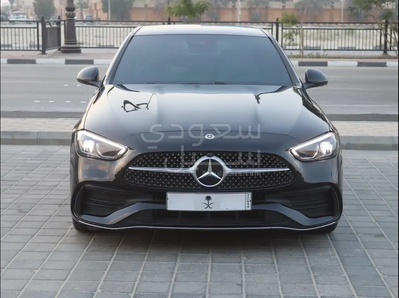 2025 مرسيدس - بنز سي 200