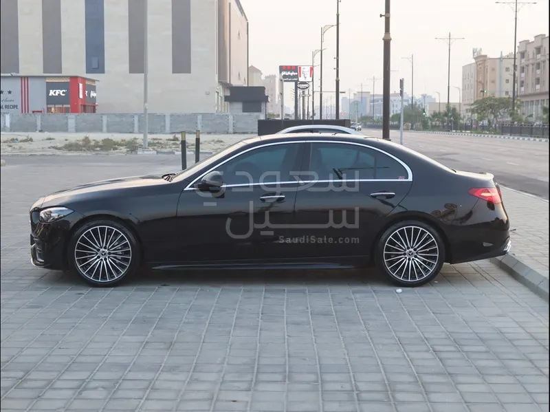 2025 مرسيدس - بنز سي 200