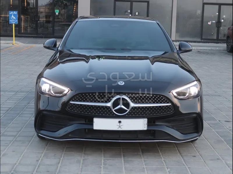 2025 مرسيدس - بنز سي 200