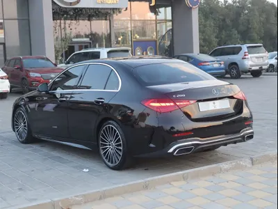 2025 مرسيدس - بنز سي 200