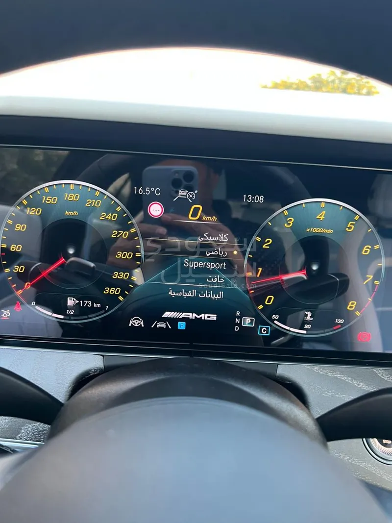 2023 مرسيدس - بنز جي تي 63إس