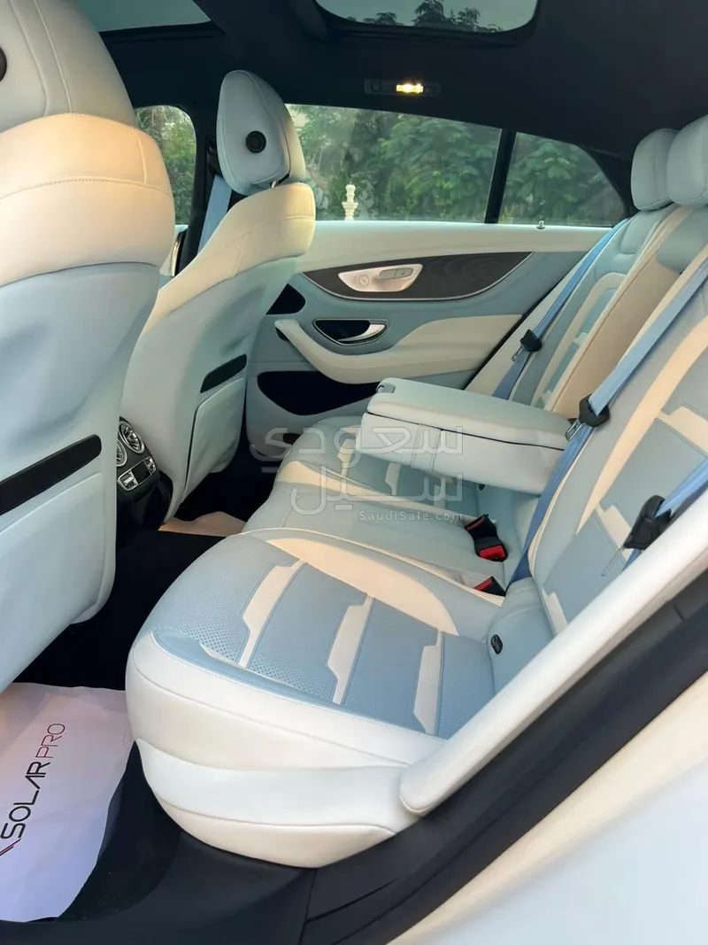 2023 مرسيدس - بنز جي تي 63إس