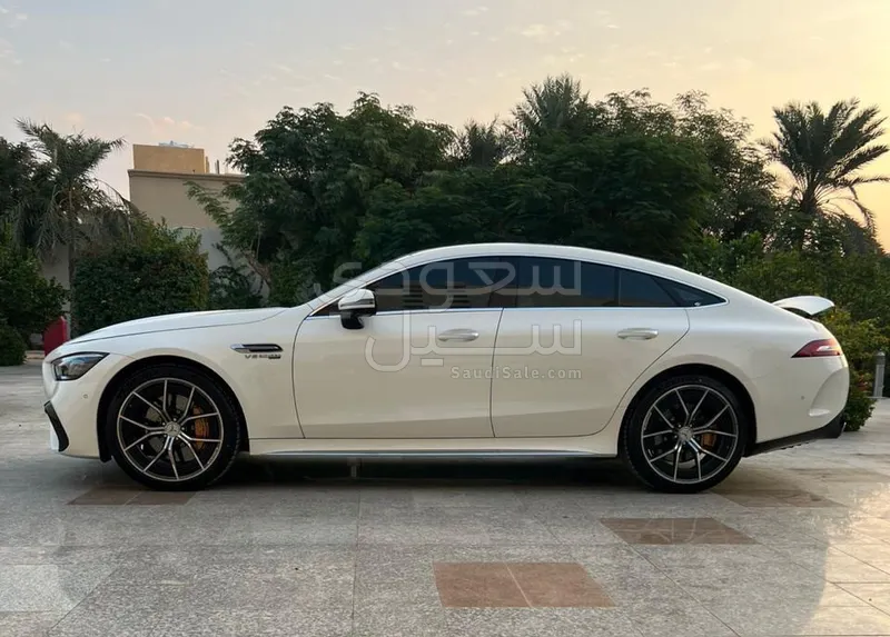 2023 مرسيدس - بنز جي تي 63إس