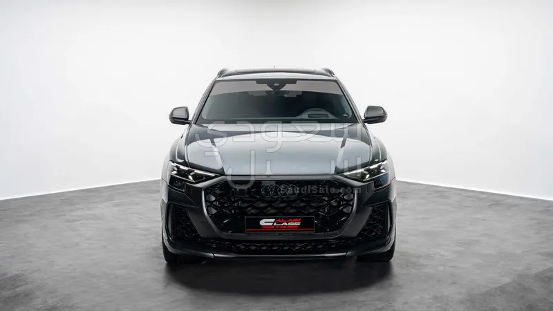 2025 اودي كيو 8 أر إس