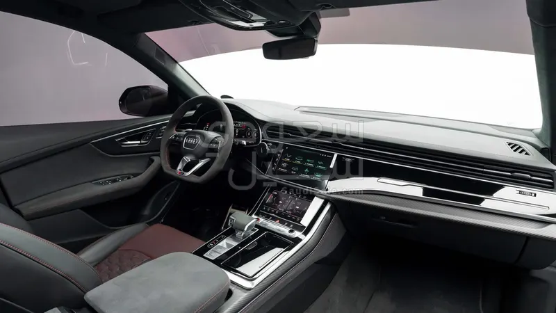 2025 اودي كيو 8 أر إس