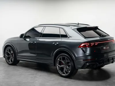 2025 اودي كيو 8 أر إس