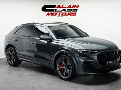 2025 اودي كيو 8 أر إس