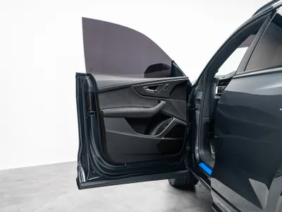 2025 اودي كيو 8 أر إس