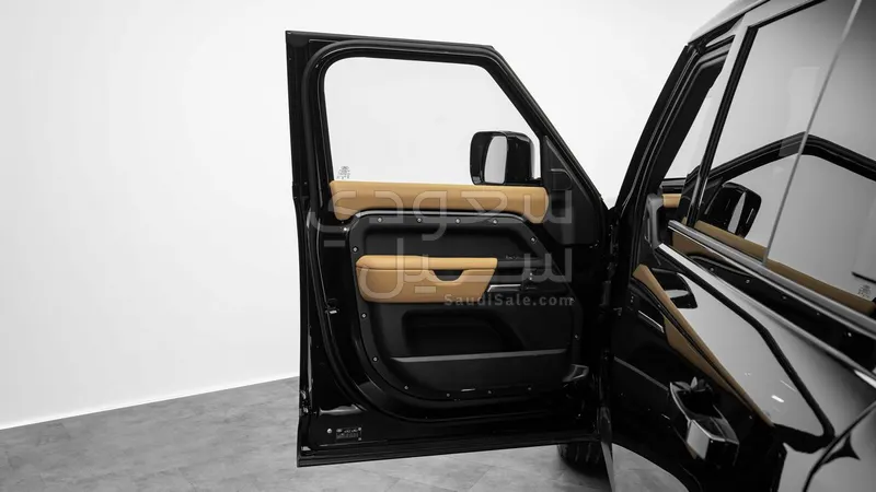 2026 لاند روفر ديفيندر اكس داينمك